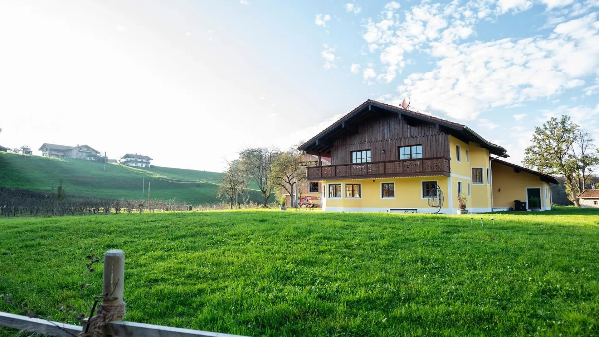 Villa Seeberg - By 